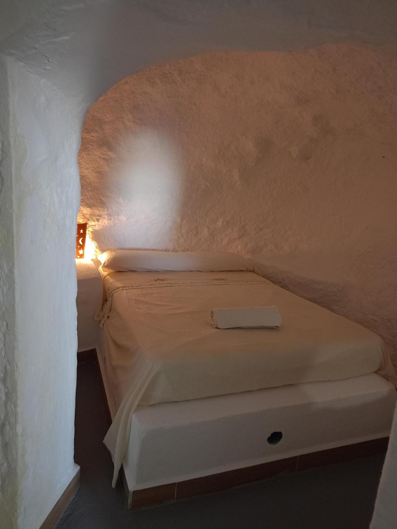 Encantadora Casa-Cueva En Pleno Barrio Alfarero De Нихар Экстерьер фото