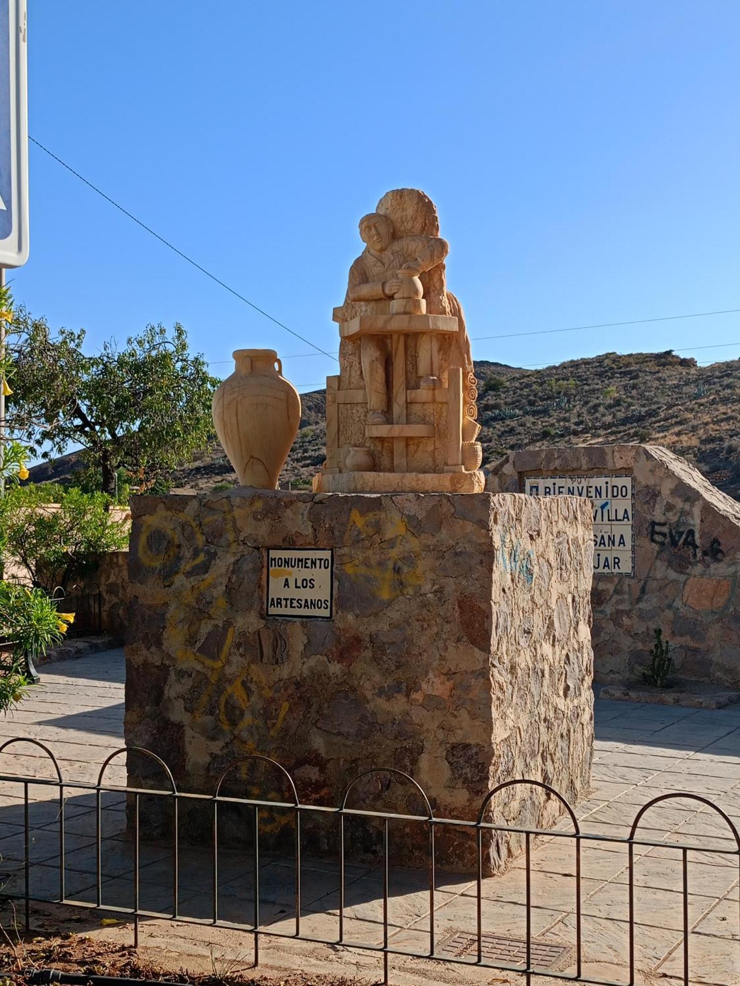 Encantadora Casa-Cueva En Pleno Barrio Alfarero De Нихар Экстерьер фото