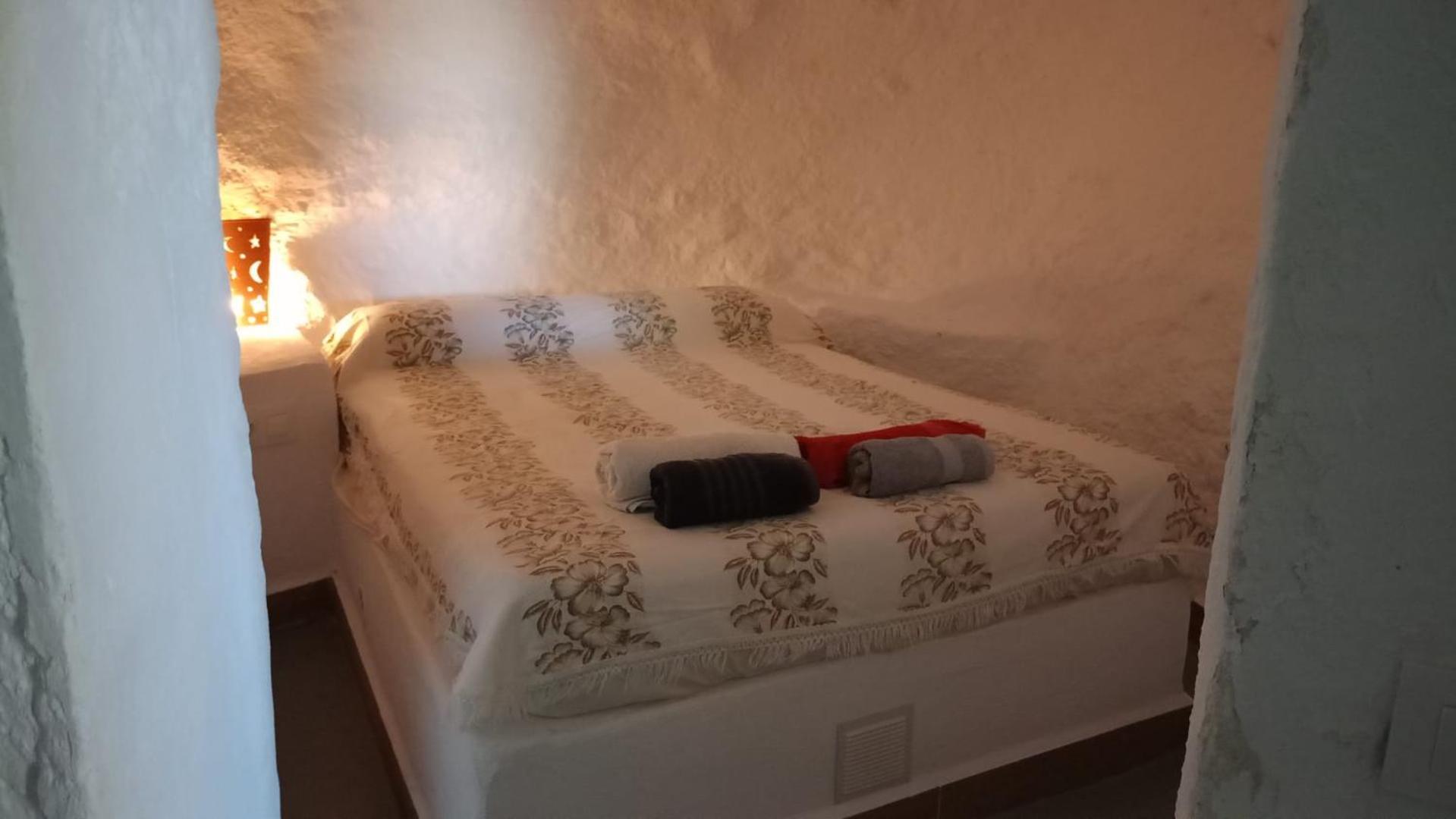 Encantadora Casa-Cueva En Pleno Barrio Alfarero De Нихар Экстерьер фото